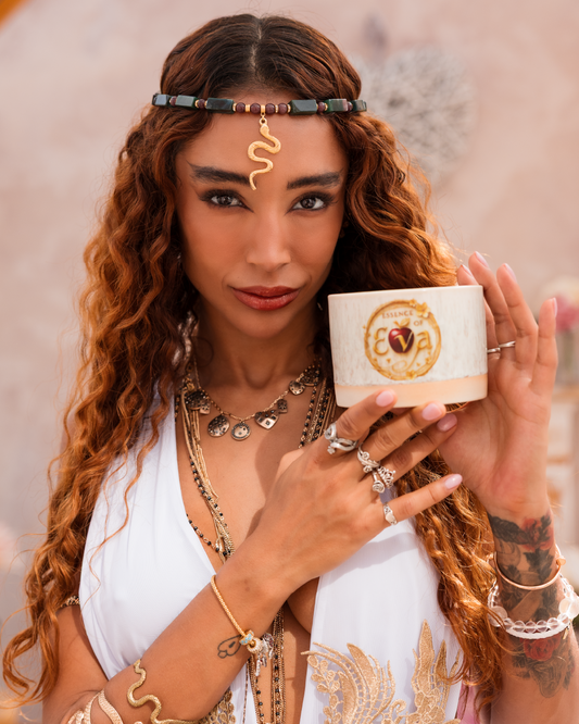 The Essence Candle – Vanilla & Sandalwood