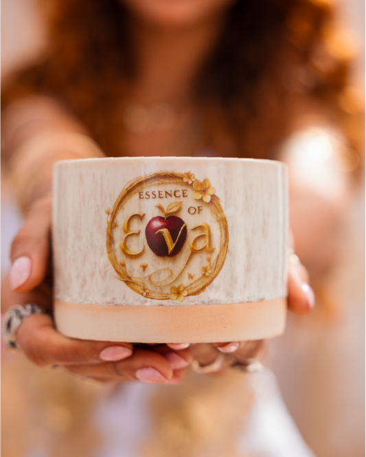 The Essence Candle – Vanilla & Sandalwood